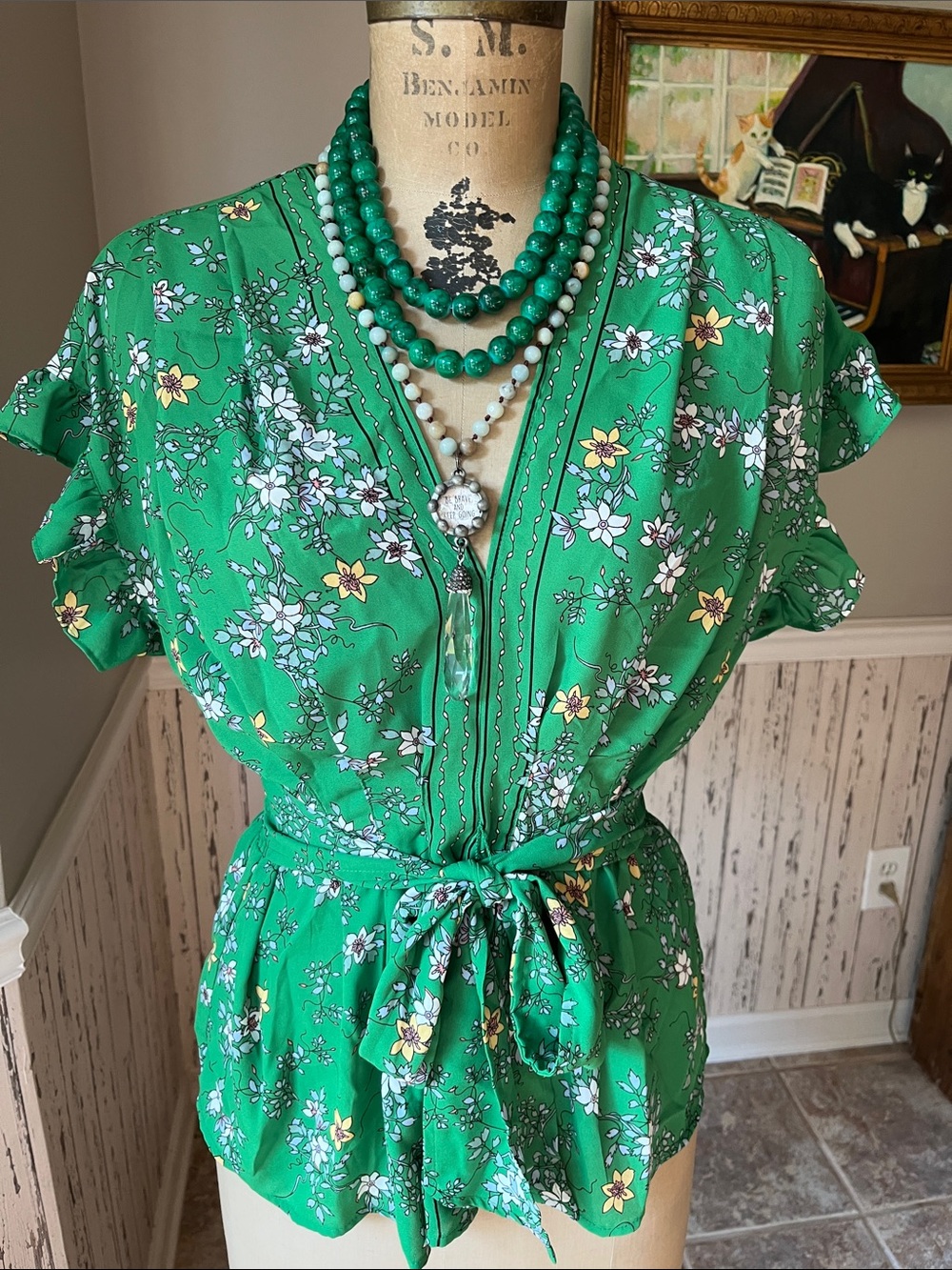 Max Studio Md Kelly Green Floral Tie-Waist Green Women’s Top blouse